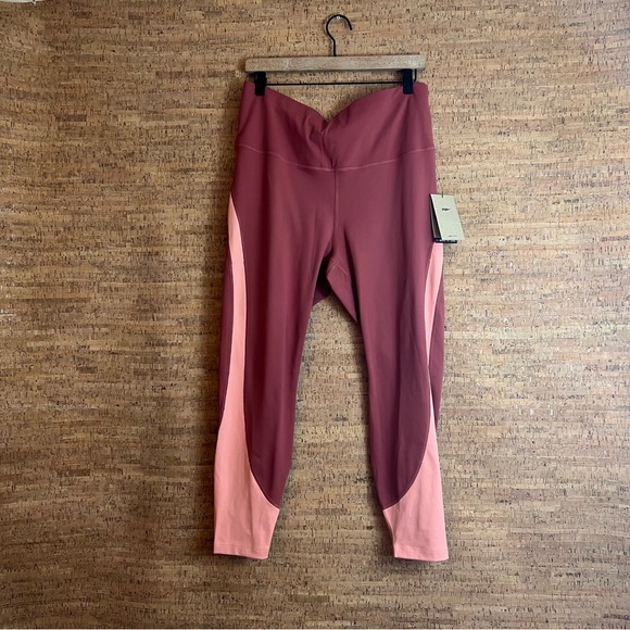 Nike Two Tone Dri Fit Women’s Plus Size Yoga Leggings - Picture 1 of 10